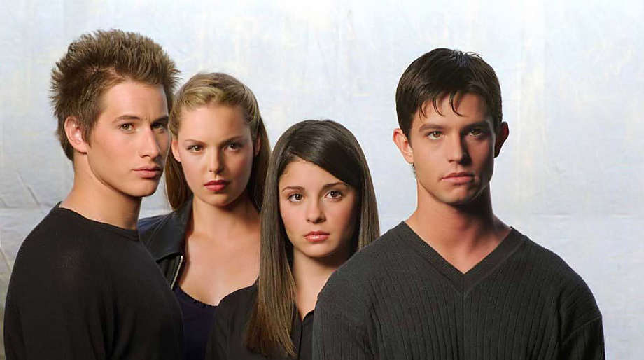 Roswell and threesomes fanfiction