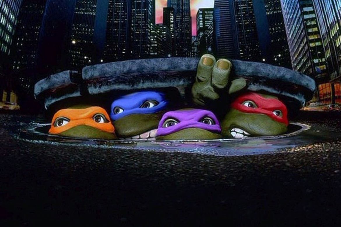 teenage_mutant_ninja_turtles_1990_movie_poster.jpg