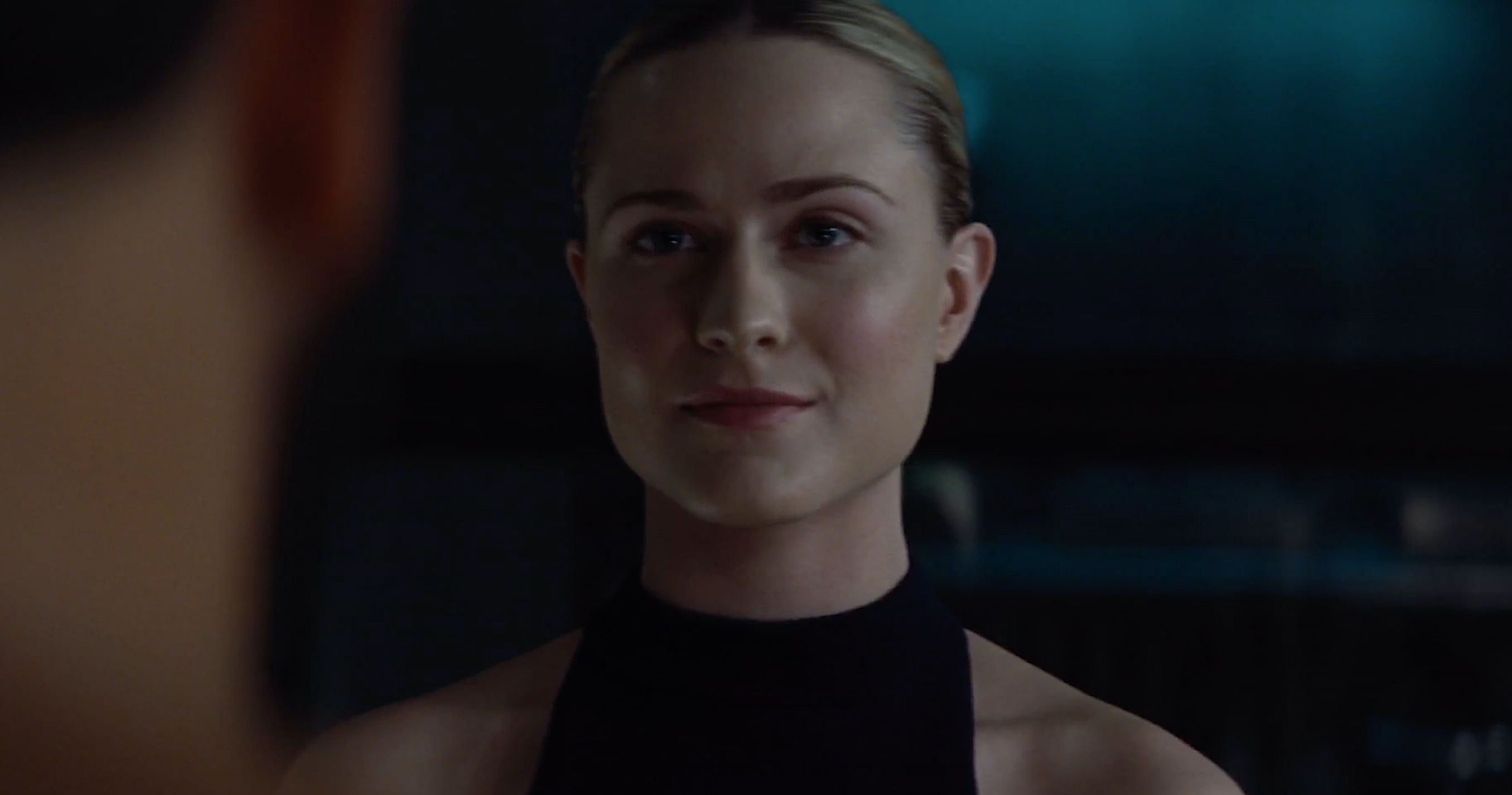 Look of the Week: Dolores' adaptable Westworld party attire | SYFY WIRE