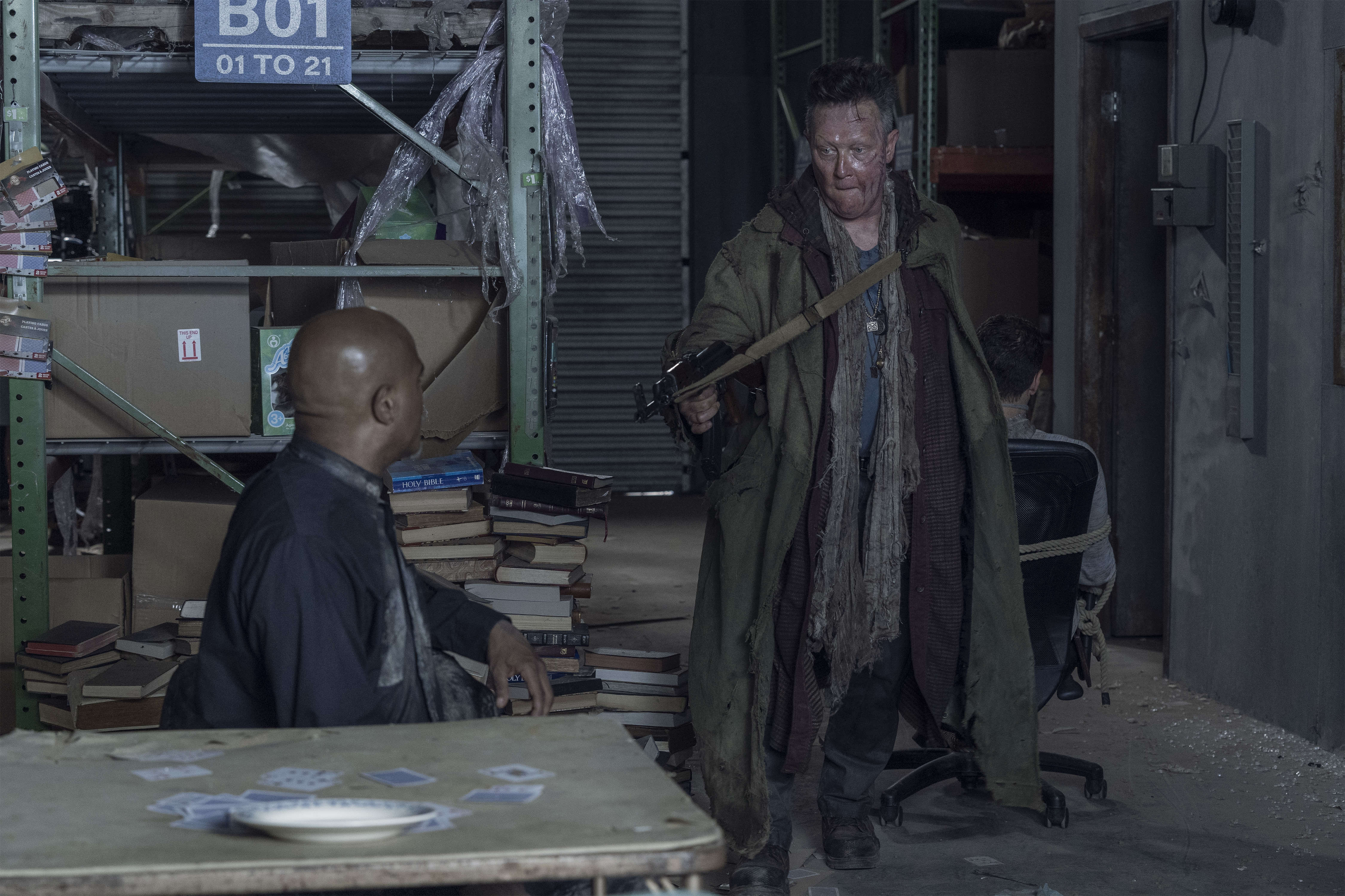 The Walking Dead S Seth Gilliam Explains That Killer Father Gabriel Twist Syfy Wire