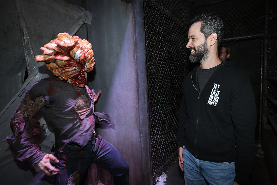 The Last of Us Creator Visits Halloween Horror Nights 2023