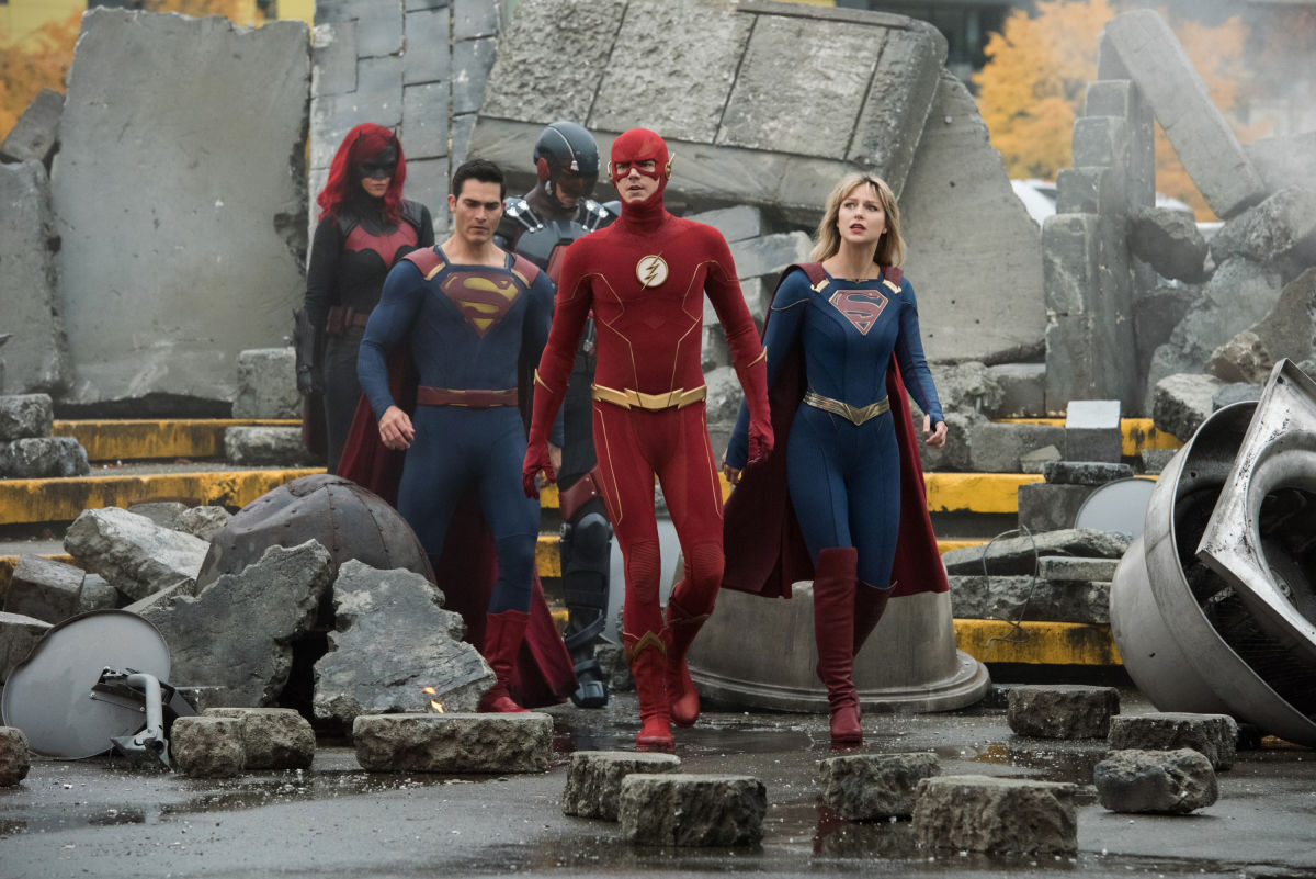 Arrowverse's Crisis on Infinite Earths continues DC's long-time 'Crisis'  trend | SYFY WIRE