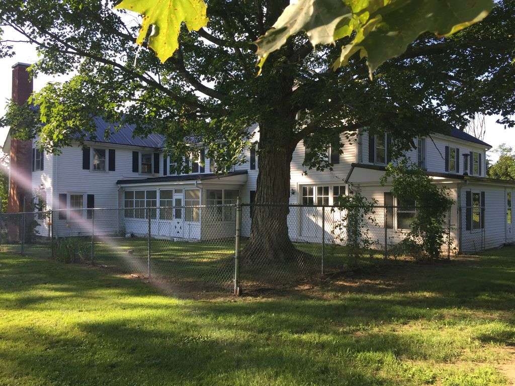 Stephen King S Pet Sematary House Just Hit The Market For Real