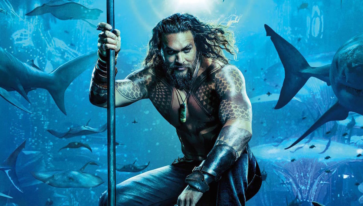 Watch Jason Momoa Practice His Aquaman Trident Throw On The Tonight