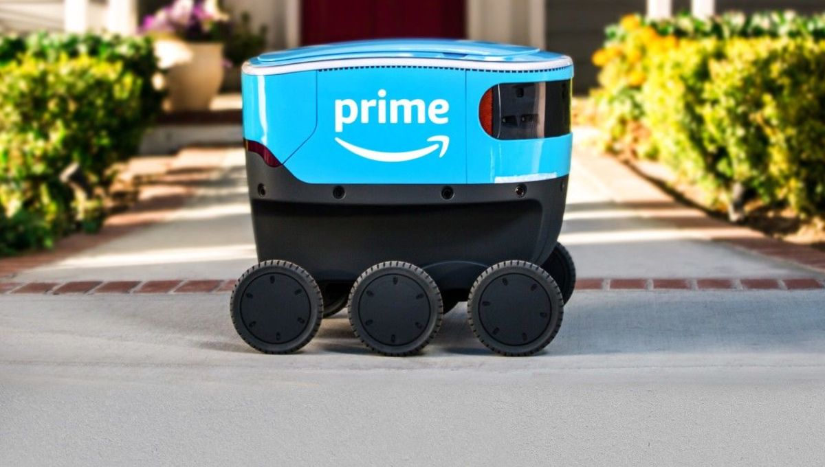 The Droids You Re Looking For Amazon Delivery Robots Begin Cruising Washington Sidewalks