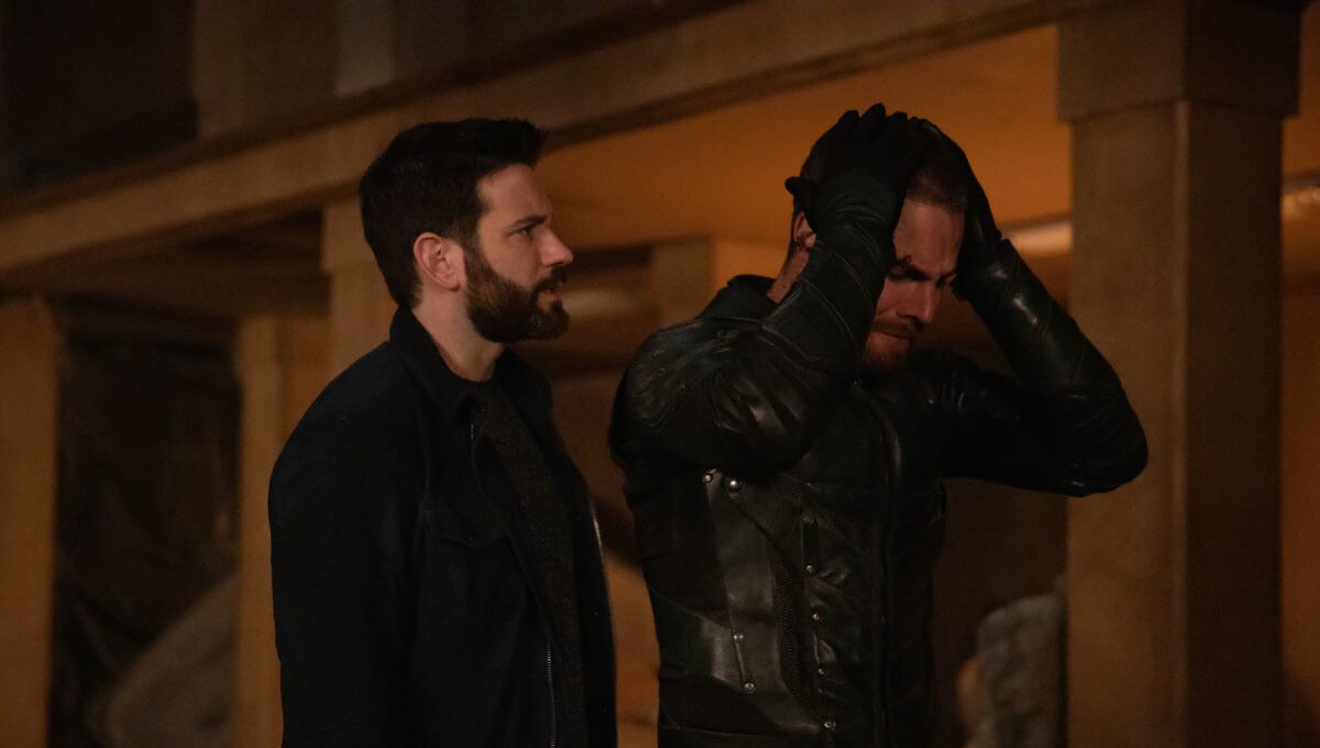 Tv Recap Tommy Merlyn Returns For An Oliver Queen Therapy Session In Latest Arrow