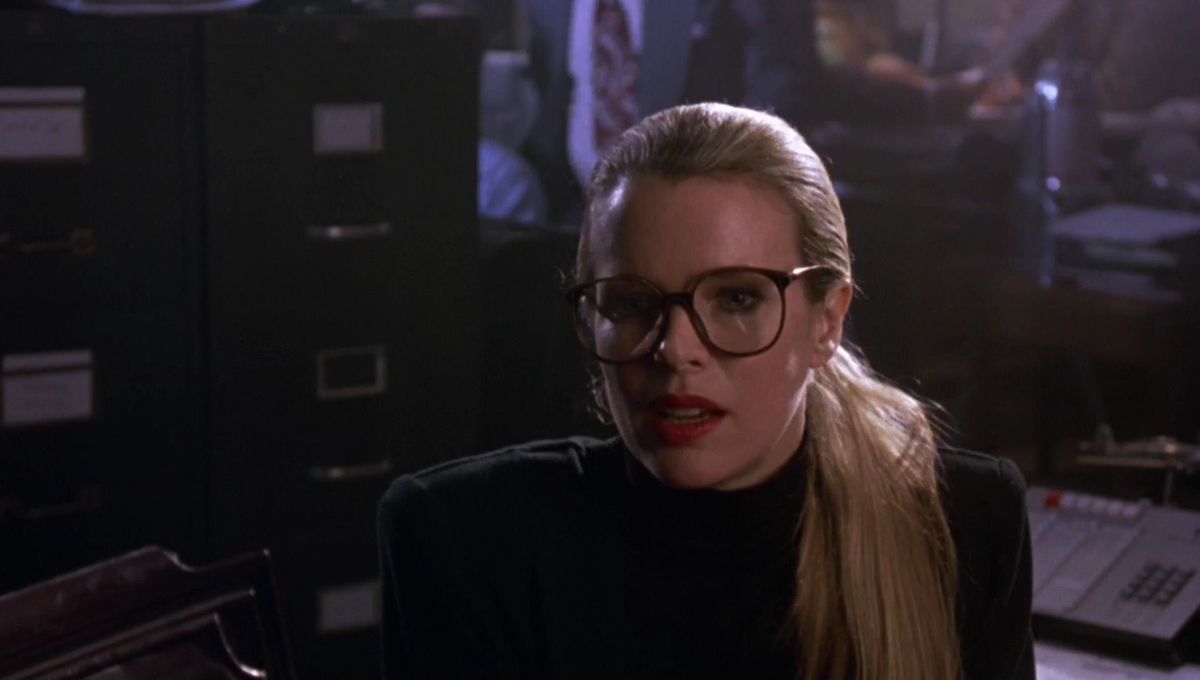 Look of the Week: Vicki Vale's investigator chic in Batman