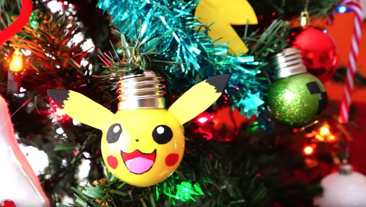 How To Decorate And Make Geeky Gifts For The Holidays On A Budget