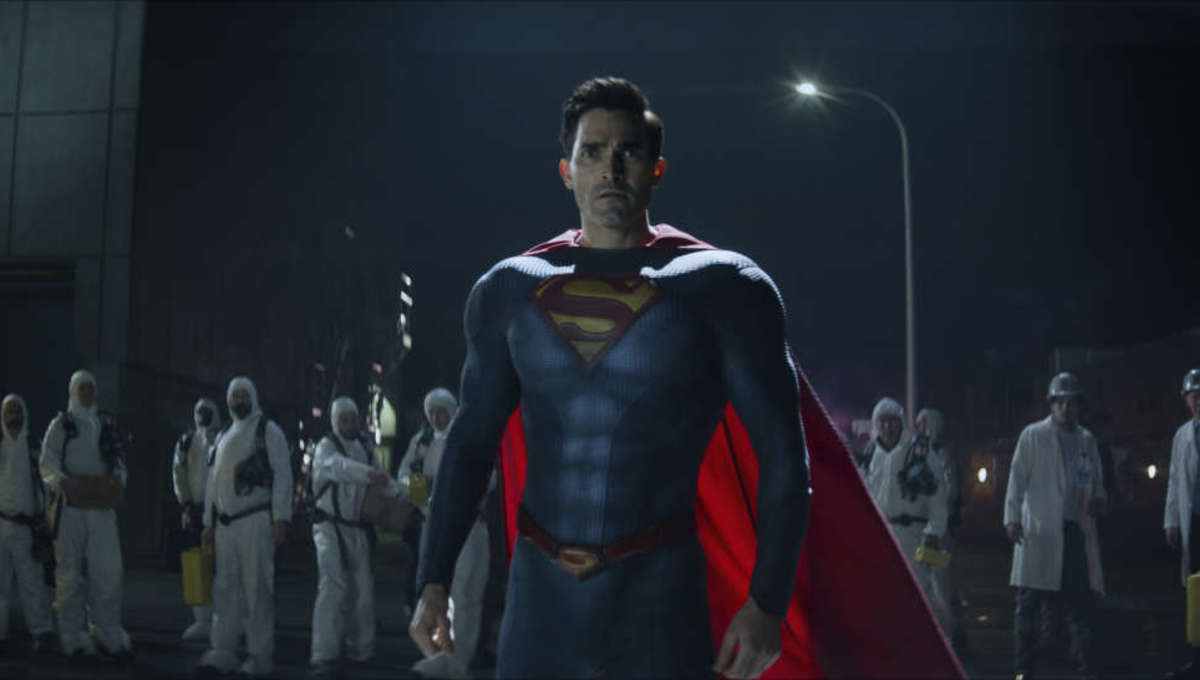 Superman Lois Critics Say The Cw Series Is Family Drama Meets Snyder Darkness