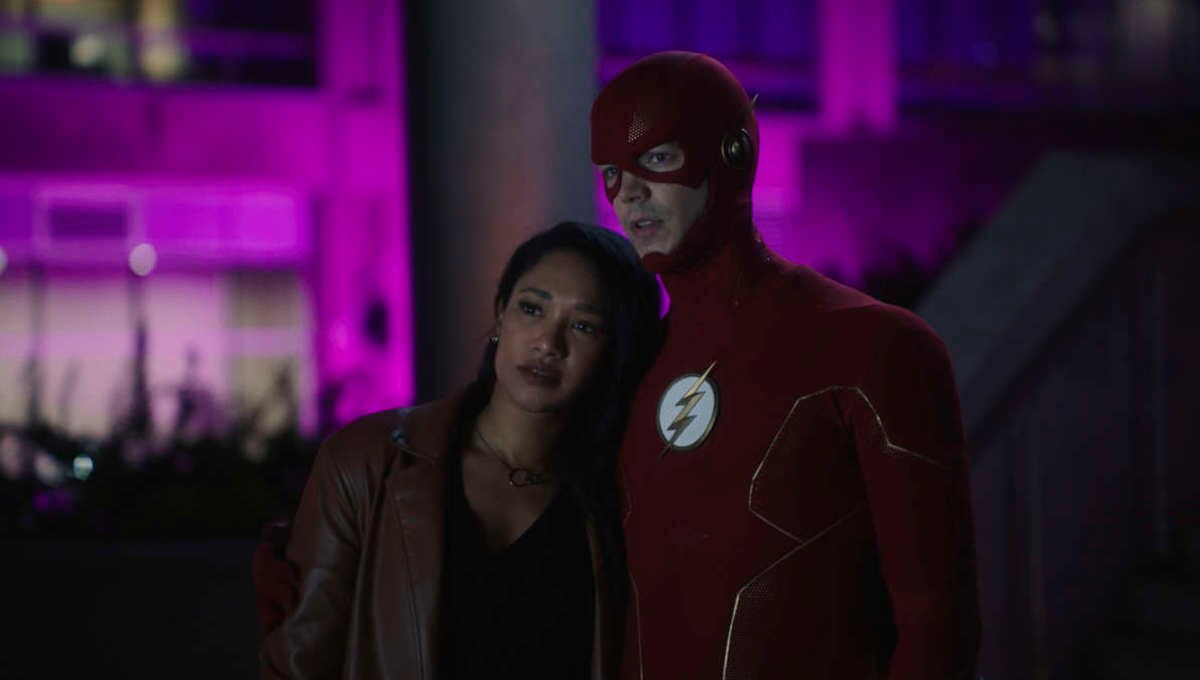 The Flash recap: It’s a full blown Mirror invasion with Speed Force twists