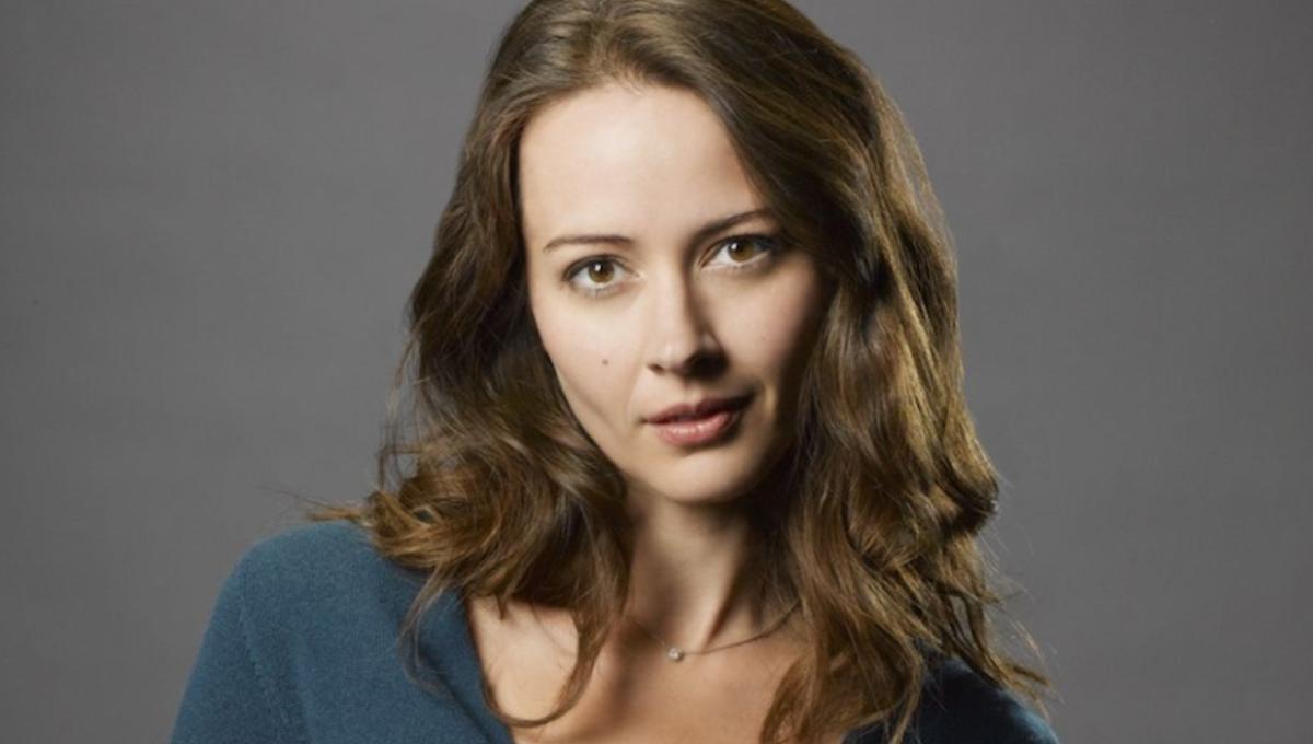 Amy Acker Arrives In Promo For Next Week S Agents Of S H I E L D