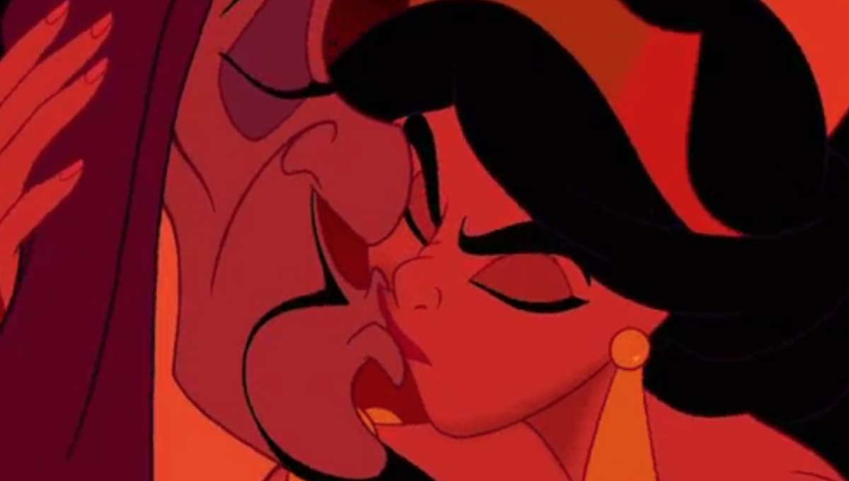 1200px x 680px - Someone is writing erotica about sexy Disney villains. Honestly I ...