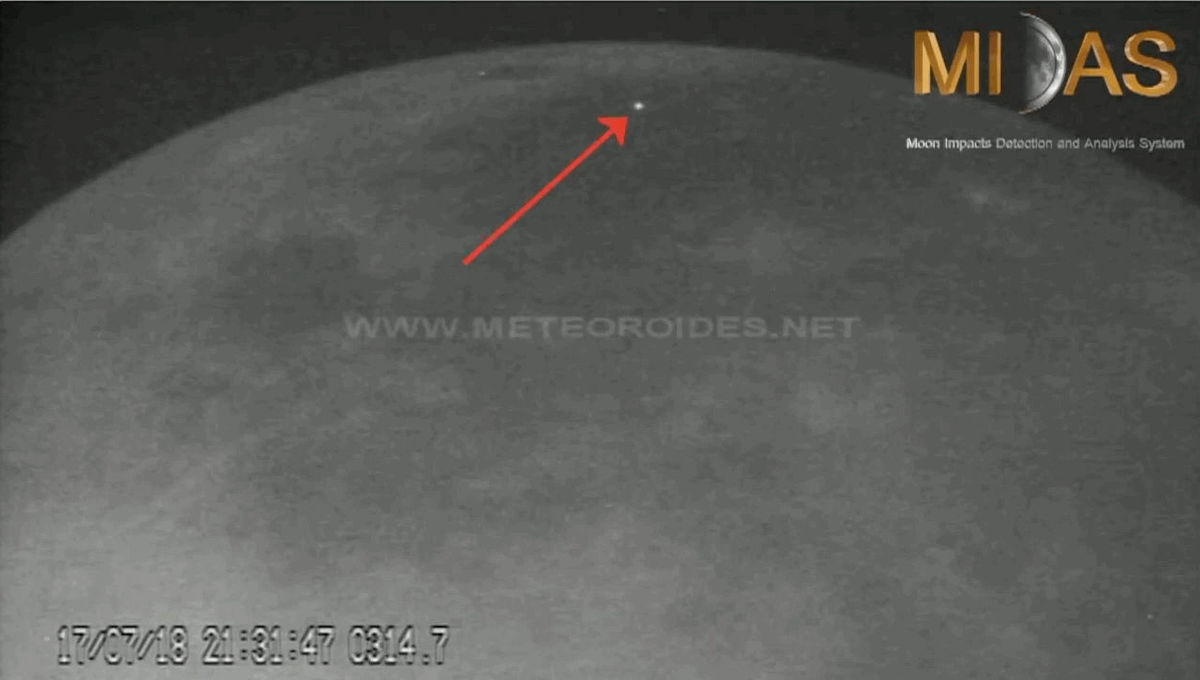 Bad Astronomy Watch two meteorites hit the Moon