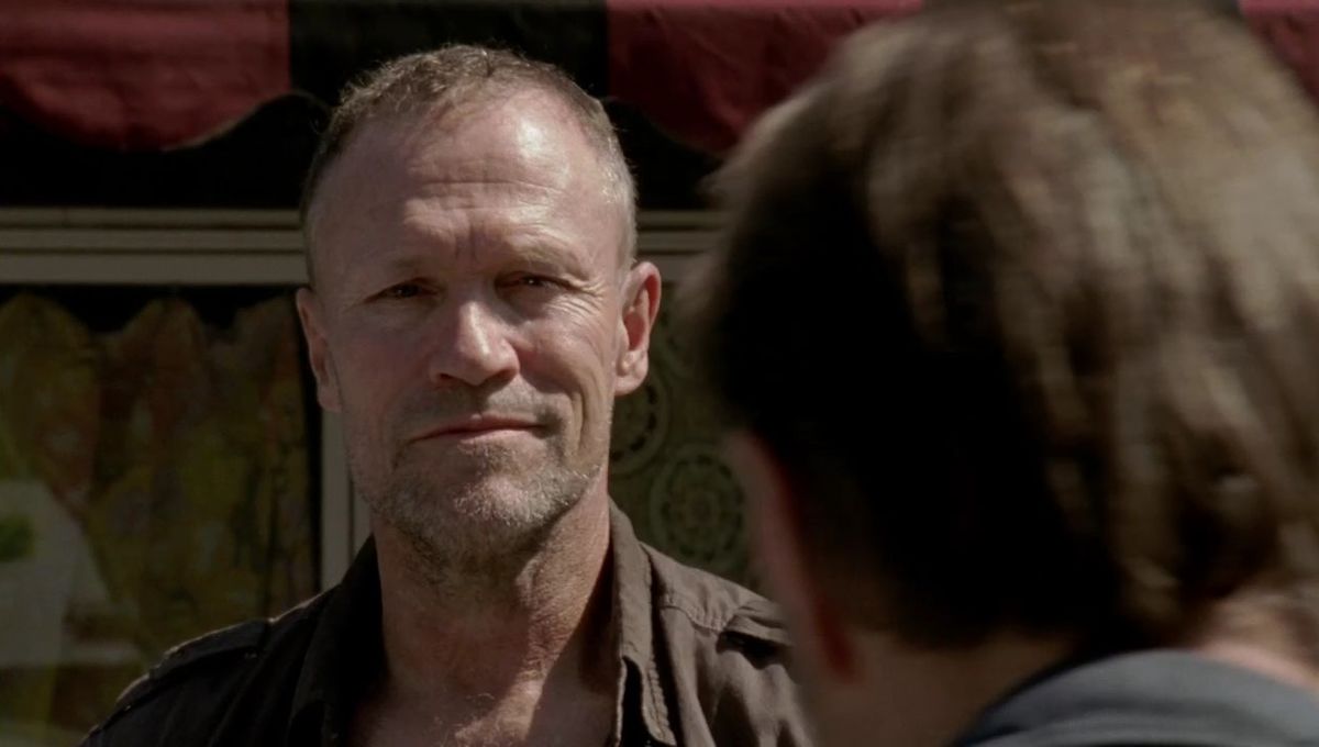 Merle Picks A Side And The Shoot Out Continues In 7 Walking Dead Pics