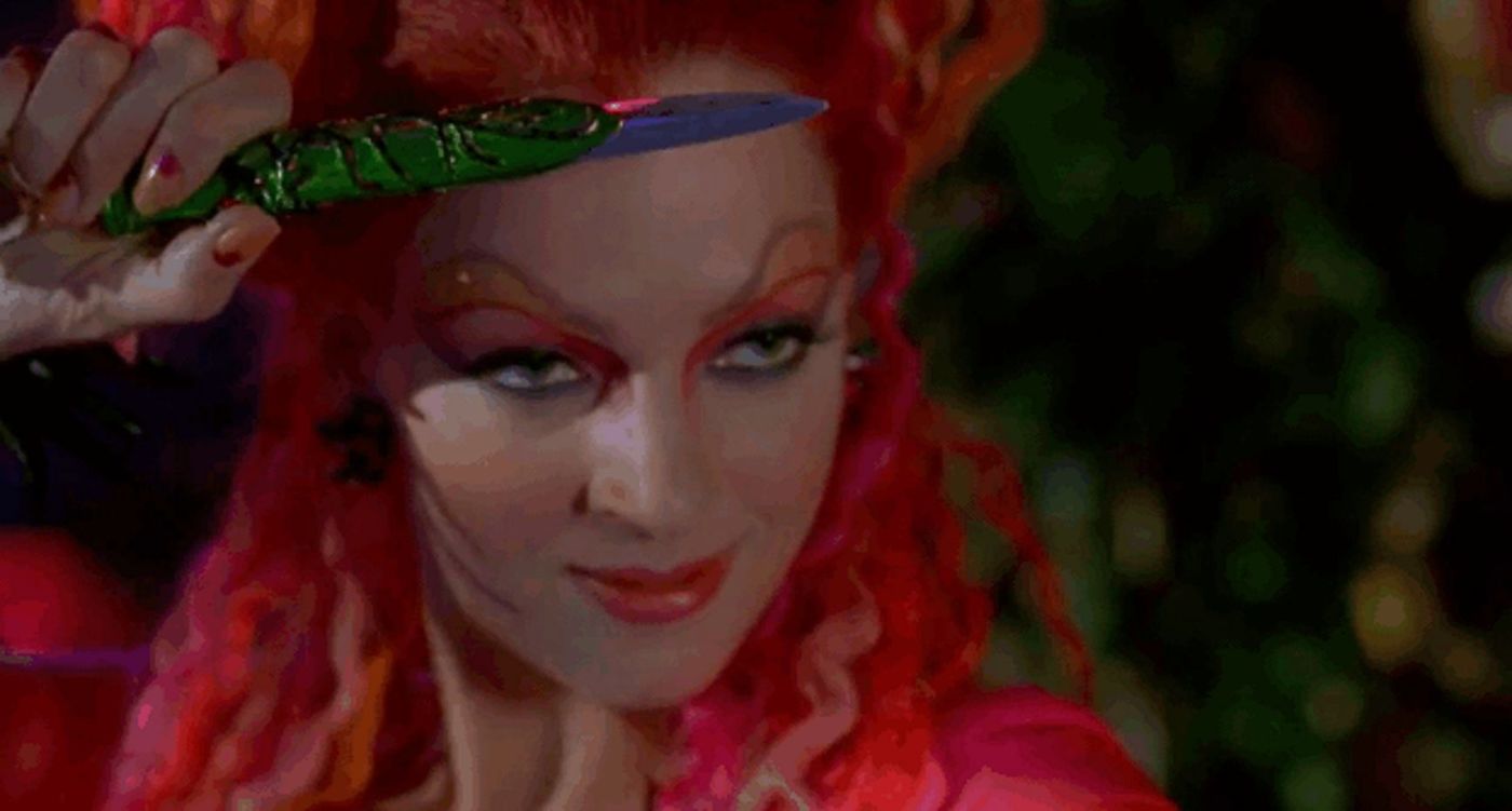 The greatness of Uma Thurman's Poison Ivy | LaptrinhX