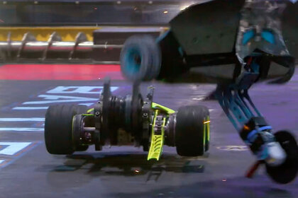 BattleBots fight it out on Discovery Channel