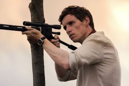 Eddie Redmayne as the Jackal in Season 1 Episode 5 of The Day of The Jackal.