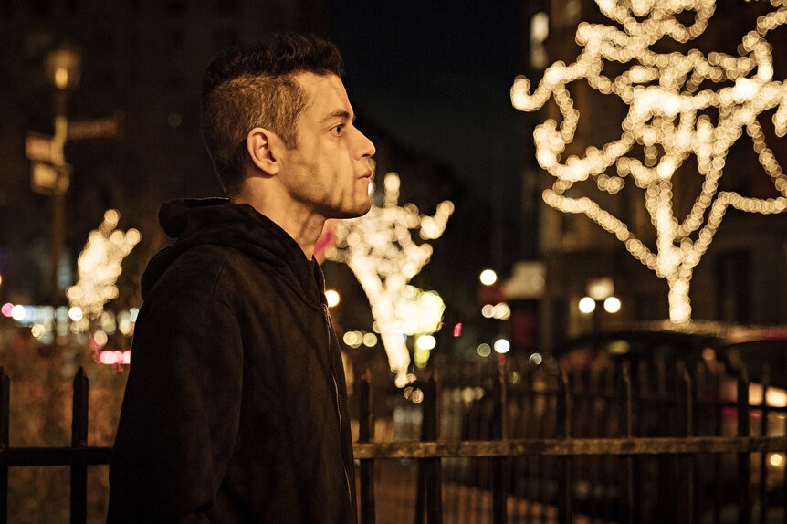 Esmail Corp® on X: your annual reminder that mr. robot season 4 is, in  fact, a christmas movie.  / X