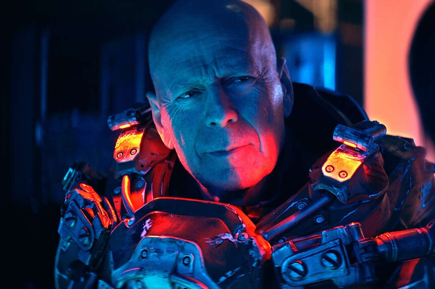 Cosmic Sin: sci-fi com Bruce Willis ganha primeiro trailer - TecMundo