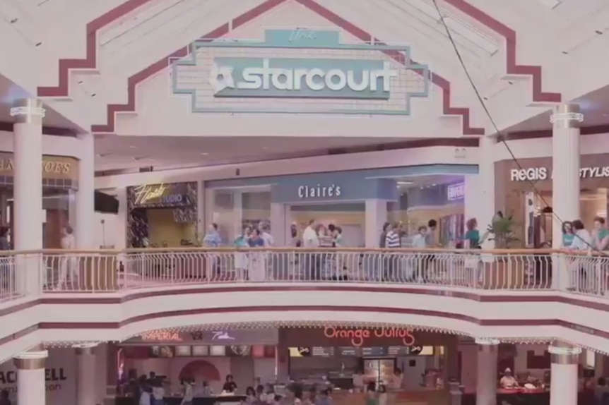 Stranger Things 3- Starcourt Mall Stores, Reviewed – 80s Baby