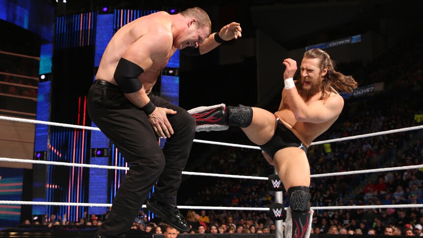 Smackdown_gallery_Episode3Recap_10.jpg