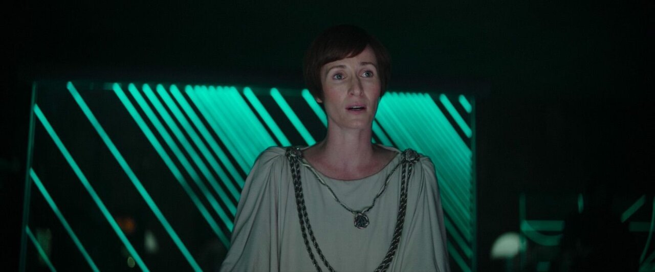 Apreciation post for Genevieve O'Reilly as Mon Mothma. I just finished  Andor (late, i know) and i loved every minute she was on screen : r/StarWars