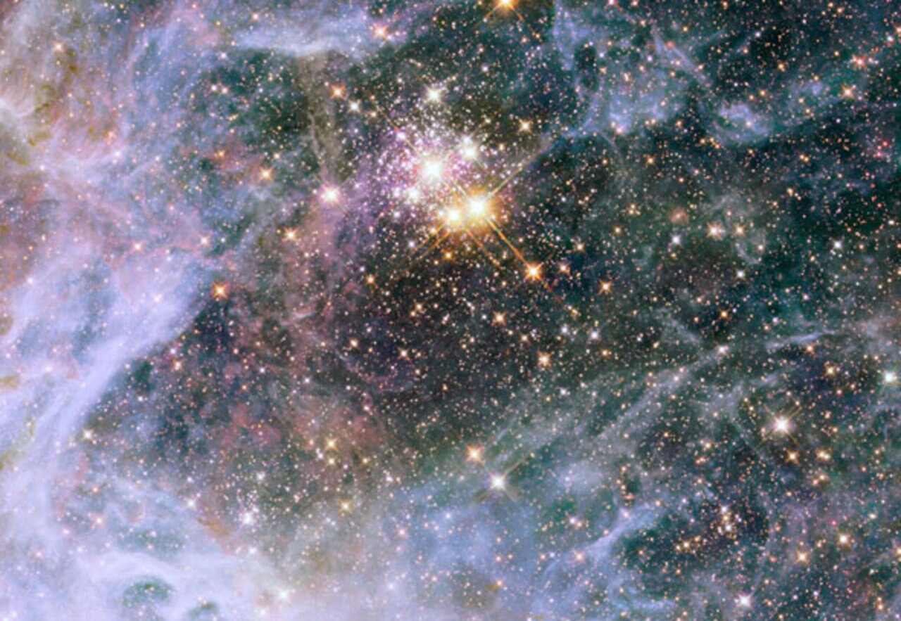 Weird Object: Tarantula Nebula and R136