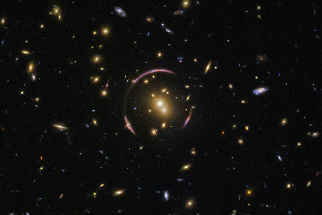 Gravitational Einstein Cross Reveals Four Copies of Distant Supernova ...