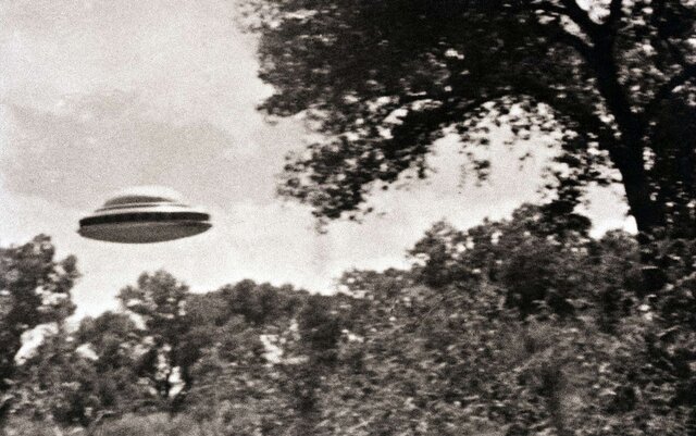 The CIA's Declassified UFO Sightings Now Free To Download | SYFY WIRE