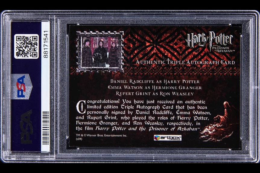 A triple signature Harry Potter Trading Card.