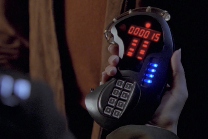 An Exodus timer appears on Sliders Season 3 Episode 16.