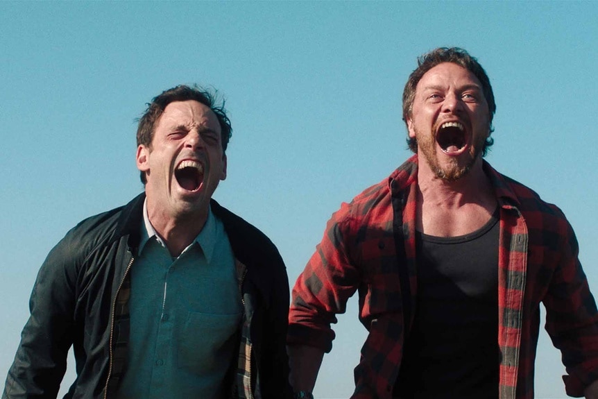 Ben Dalton (Scoot McNairy) and Paddy (James McAvoy) scream together in Speak No Evil (2024).